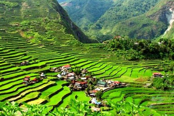 Beautiful Natural Tourism Locations In The Philippines