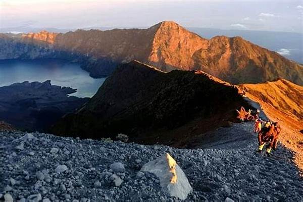 Mount Rinjani Trek In Lombok, Sembalun Trail