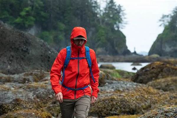 Must-have Gear For Rainy Mountains