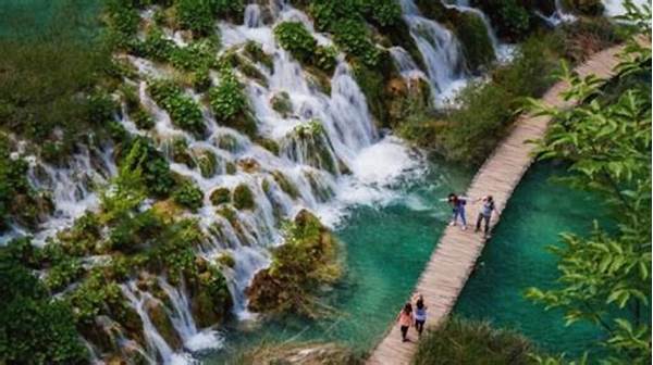 Why International Tourists Are Choosing Natural Tourist Attractions In Bogor